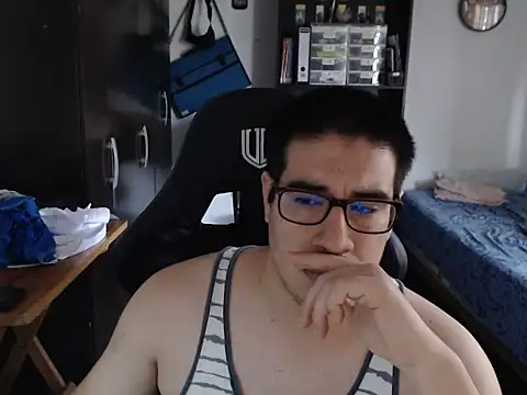 thealfawolf01 online show from March 4, 2026, 4:13 pm