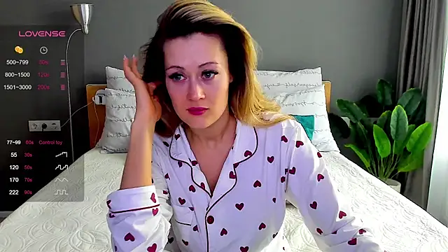 PannaDakota online show from March 18, 2025, 6:03 am