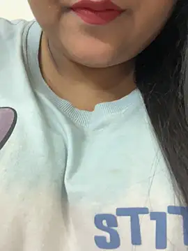 Snapshot of smile_pretty chatting on October 3, 2025, 2:58 pm smile pretty online show from October 3, 2025, 2:58 pm