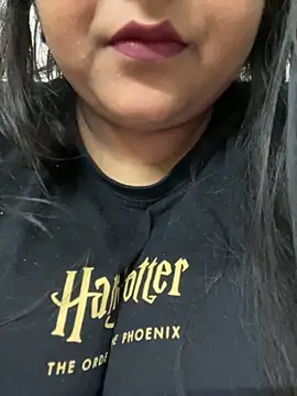 Snapshot of smile_pretty chatting on October 7, 2025, 7:44 pm smile pretty online show from October 7, 2025, 7:44 pm