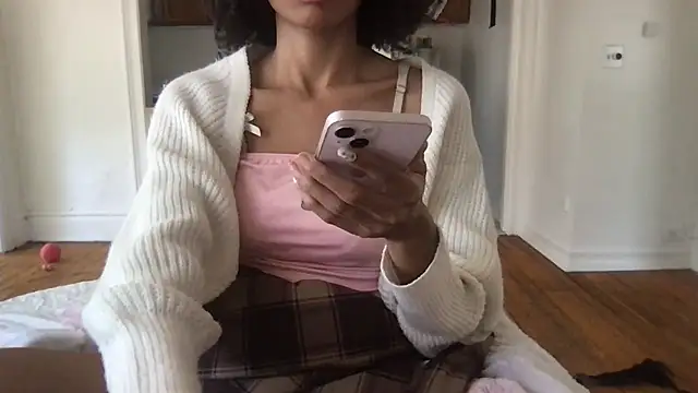 loveofbea online show from May 28, 2026, 6:49 pm