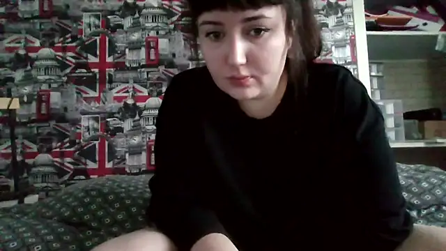 Snapshot of Lynylou chatting on October 9, 2025, 7:39 am Lynylou online show from October 9, 2025, 7:39 am