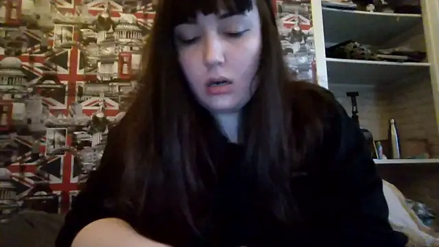 Lynylou online show from December 20, 2025, 3:08 pm