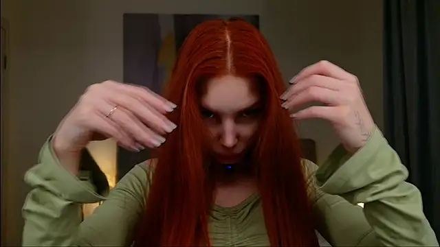 JudyWalkerr online show from November 13, 2025, 2:21 am