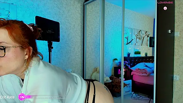 kate picture  online show from December 7, 2024, 3:04 am