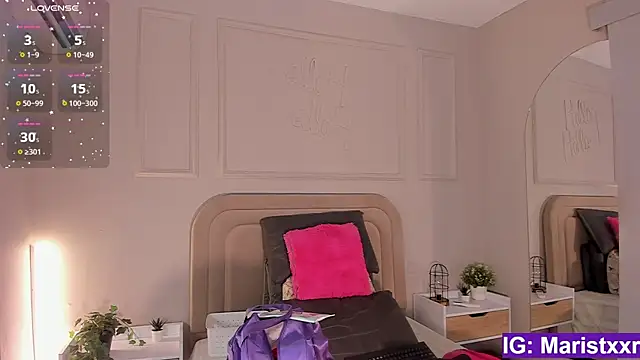 Maristxxr online show from October 14, 2025, 7:47 pm