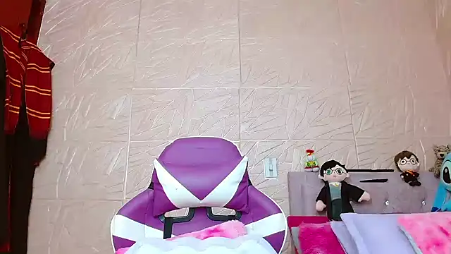 kendallsweet7 online show from September 23, 2025, 8:12 pm