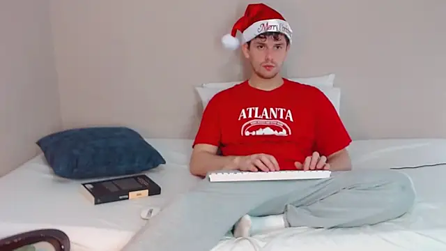 Elio555 online show from December 26, 2024, 4:43 am