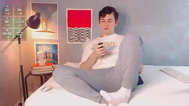 Elio555 online show from November 14, 2025, 6:06 pm