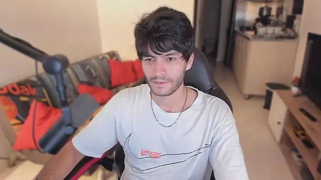 justin stark7 online show from September 29, 2025, 11:31 pm