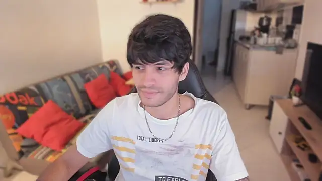 justin stark7 online show from October 7, 2025, 9:23 pm