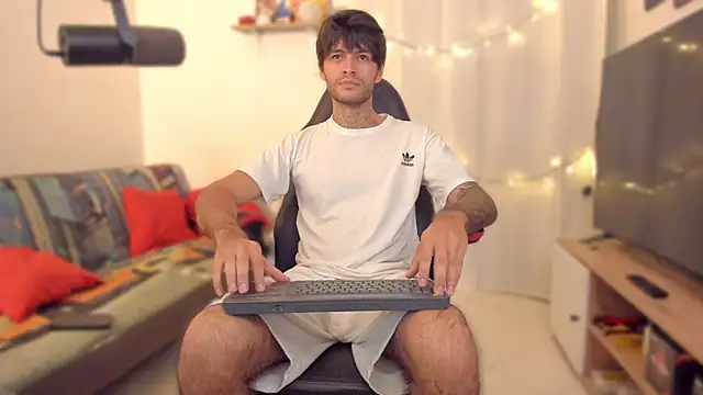 justin stark7 online show from February 18, 2026, 2:35 pm