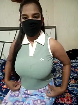 hottiess69 online show from March 21, 2026, 12:21 pm