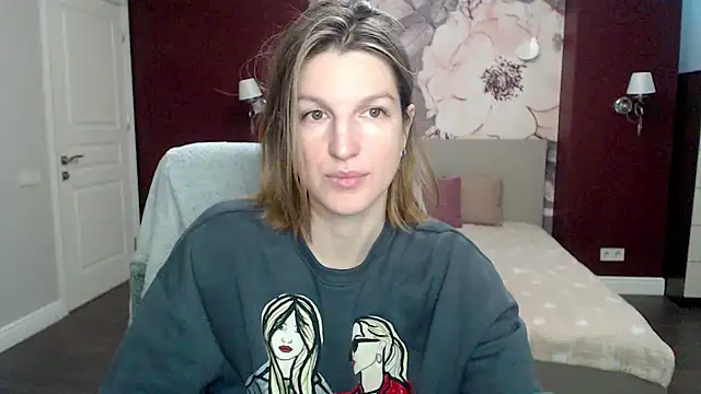 EmilyWalkeri online show from January 23, 2025, 7:43 am
