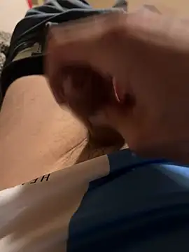 Krusito187 online show from April 9, 2026, 9:53 pm