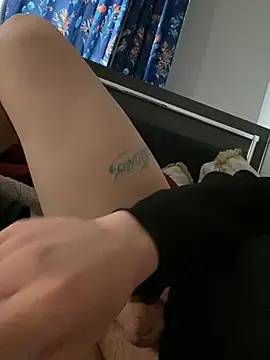 Clu0 online show from April 7, 2026, 6:30 pm