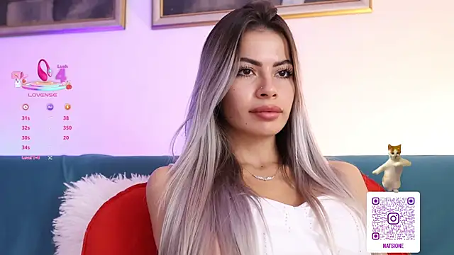 Natalimuur online show from September 19, 2025, 3:02 pm