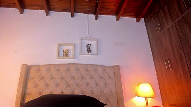 allisson m online show from March 13, 2026, 12:12 pm