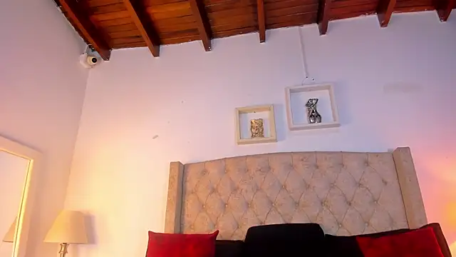 allisson m online show from March 24, 2026, 12:10 pm