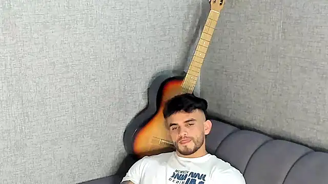 Ricardogo19 online show from October 1, 2025, 11:44 pm