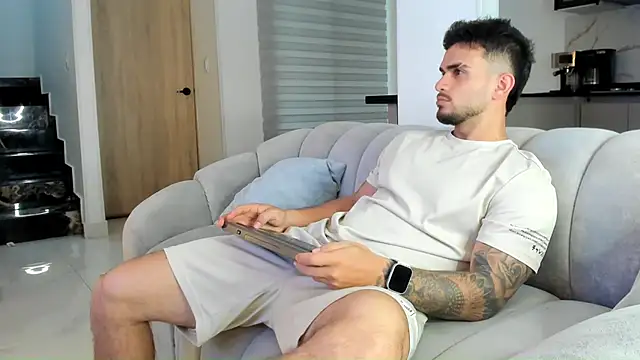 Snapshot of Ricardogo19 chatting on April 14, 2026, 1:06 pm Ricardogo19 online show from April 14, 2026, 1:06 pm