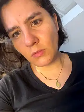 Cristina Vanegas631 online show from December 20, 2025, 7:10 pm