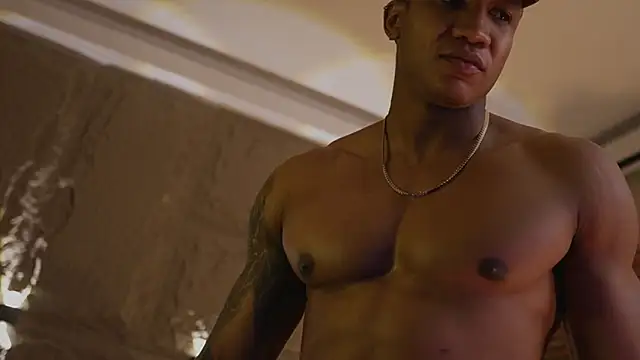 Logan Varela online show from November 29, 2025, 2:03 am