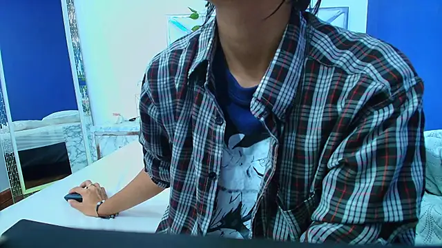 yourcuteneighbourr online show from December 28, 2024, 3:04 am