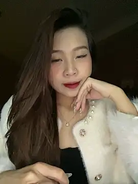 Bae1103 online show from February 4, 2025, 5:55 pm