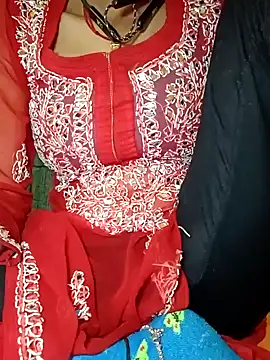 Snapshot of Cute_Suhani chatting on December 10, 2024, 4:27 pm Cute Suhani online show from December 10, 2024, 4:27 pm