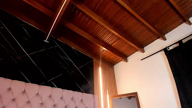 ShanellBlack online show from September 17, 2025, 4:36 am