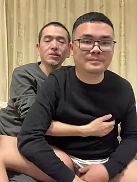 lililiwuwuwu online show from March 12, 2025, 1:19 pm