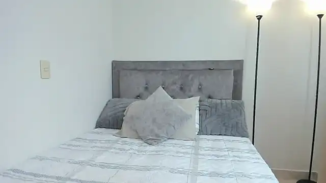 DarlinJones online show from December 27, 2024, 4:10 pm