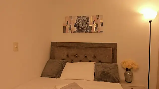 DarlinJones online show from January 9, 2025, 12:57 am