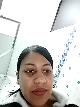 Tiphanydirty3 online show from March 20, 2025, 11:34 pm