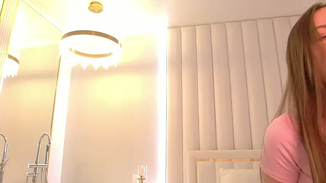 LexiMouss online show from January 29, 2025, 10:43 pm