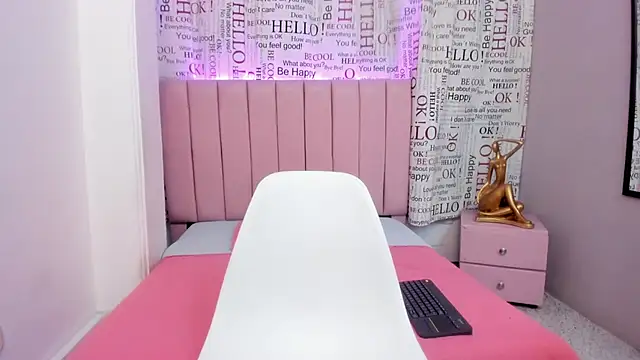 Karoly Ocampo online show from March 14, 2025, 11:22 pm