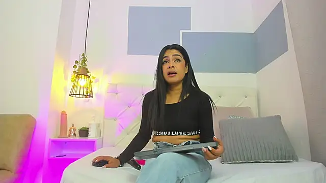 hannah gray online show from February 17, 2025, 11:13 am