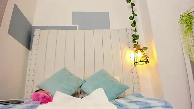 hannah gray online show from September 12, 2025, 11:10 am