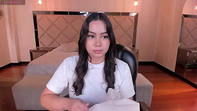 CelestePalmer  online show from November 21, 2025, 10:14 am