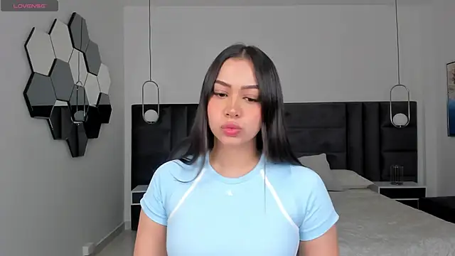 CelestePalmer  online show from April 13, 2026, 10:10 am