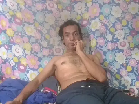 Snapshot of Bangingchick chatting on September 14, 2025, 3:27 am Bangingchick online show from September 14, 2025, 3:27 am