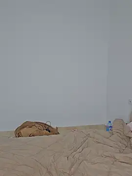 Snapshot of Massa8 chatting on February 23, 2025, 6:12 pm Massa8 online show from February 23, 2025, 6:12 pm