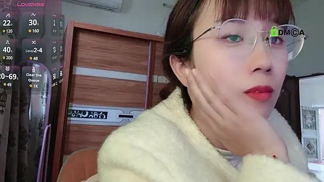 Snapshot of Lili_666 chatting on December 26, 2024, 8:18 am Lili 666 online show from December 26, 2024, 8:18 am