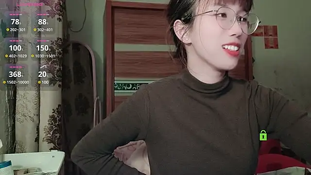 Snapshot of Lili_666 chatting on December 28, 2024, 6:08 pm Lili 666 online show from December 28, 2024, 6:08 pm