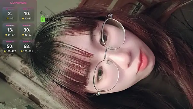 Snapshot of Lili_666 chatting on December 30, 2024, 3:35 pm Lili 666 online show from December 30, 2024, 3:35 pm