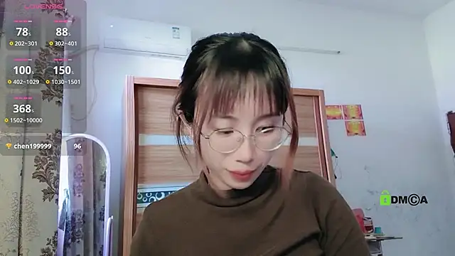 Snapshot of Lili_666 chatting on January 7, 2025, 7:10 am Lili 666 online show from January 7, 2025, 7:10 am