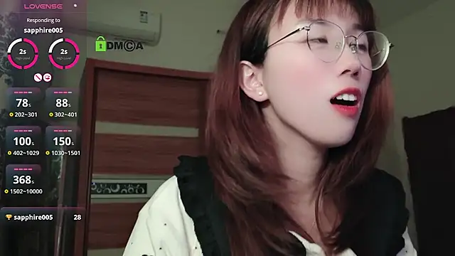 Snapshot of Lili_666 chatting on January 7, 2025, 4:37 pm Lili 666 online show from January 7, 2025, 4:37 pm