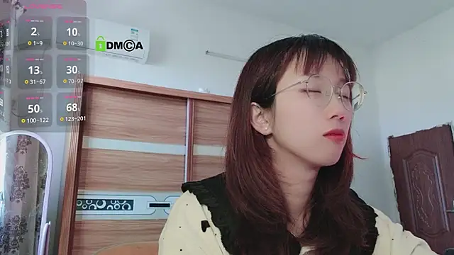 Snapshot of Lili_666 chatting on January 8, 2025, 2:57 am Lili 666 online show from January 8, 2025, 2:57 am