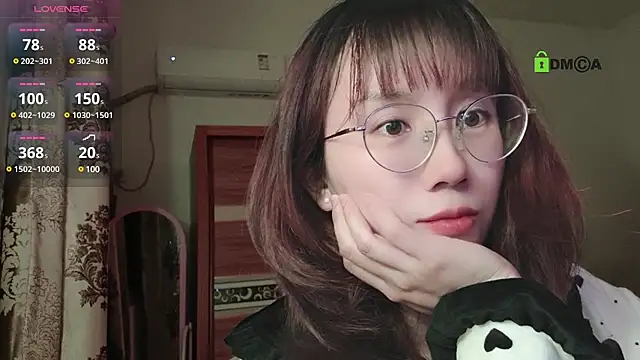 Snapshot of Lili_666 chatting on January 11, 2025, 3:42 pm Lili 666 online show from January 11, 2025, 3:42 pm